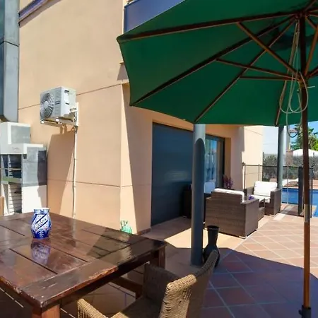 Vila Club Villamar - Loewe