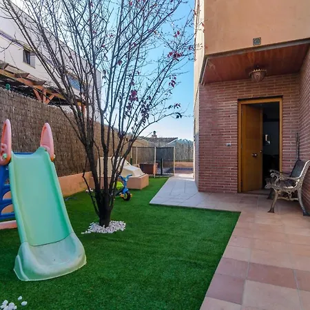 Vila Club Villamar - Loewe Lloret de Mar